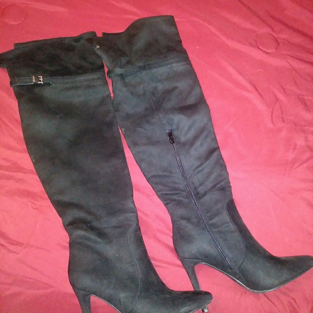 Black boots